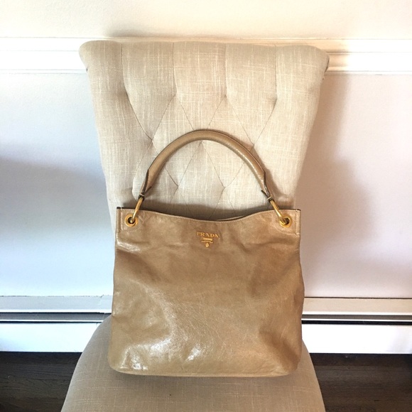 Authentic Prada brown leather shoulder bag - Picture 2 of 16